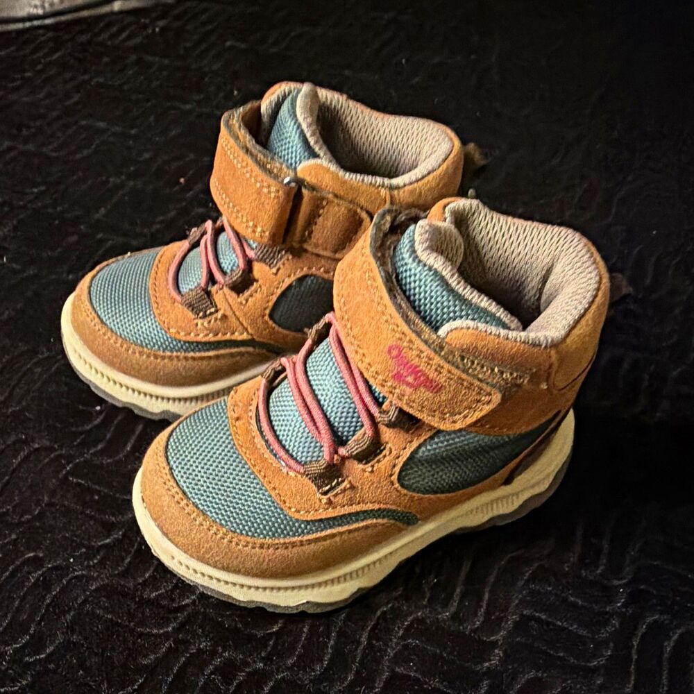 OshKosh B'gosh Colorblock Ankle Bootie Brown Blue Pink Hook & Loop Size 4M